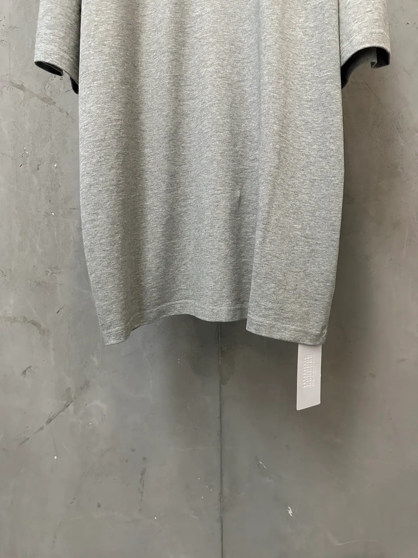 New Arrival 400g Martin Mariela MM 6 26ss Classiclogo T ： 400 2*2 420g Color Change Same Style -Color: Black White Gray -Size: XS S M L XL